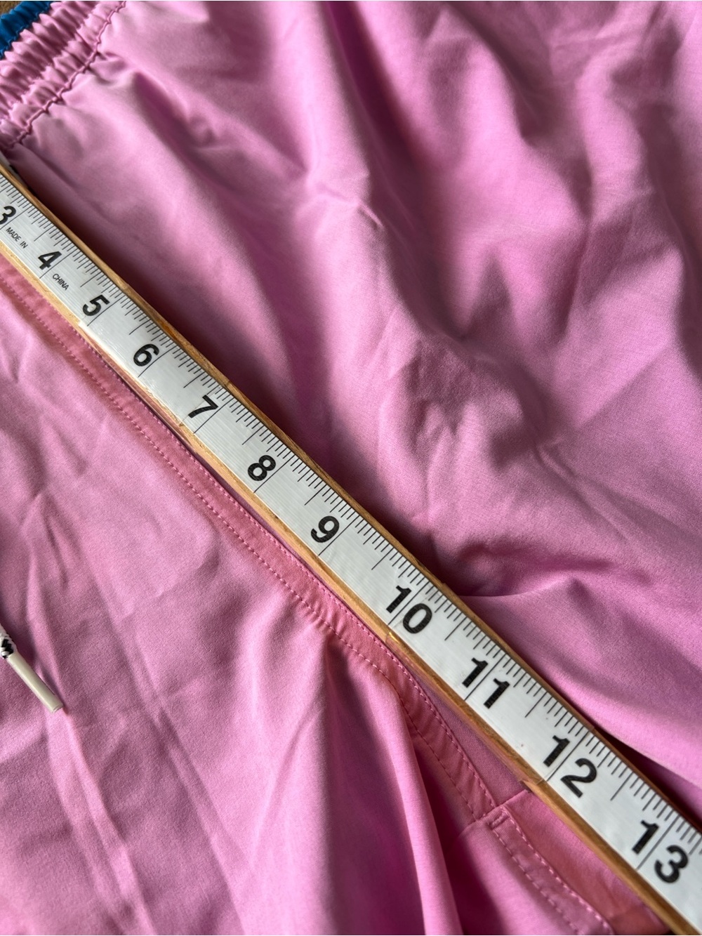 chubbies Pink Swim Trunks with Blue Waist Trim XL - Picture 9 of 10